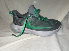 Kids‘ Nike Giannis Immortality 4 Stretch Lace Basketball- Sz 4Y Right Shoe Only!