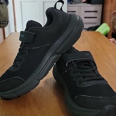 Under Armour Charged Assert 10 Kids Running Shoes Black 3026183-002 Size 3Y