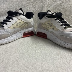Nike Air Jordan Max Aura 3 GS Leather Low Top Sneakers White/Gray/Black 5Y