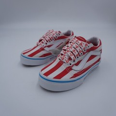 Vans x Wheres Waldo Old Skool International Stripes Shoe Little Kid 10.5 K New