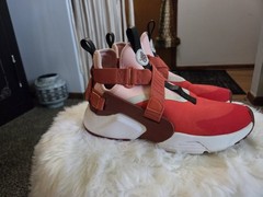 Nike Red Solid Mid Top Athletic Sneakers Hook & Loop Strap Teens