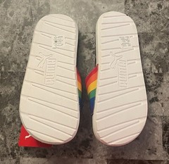 NWT PUMA COOL CAT RAINBOW STRIPE PRIDE SLIP ON SINGLE STRAP SLIDES SANDALS