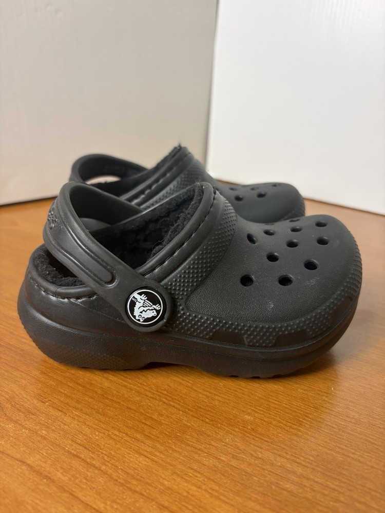 Croc Classic Lined Clogs Toddlers Size 6 Black Fleece Warm