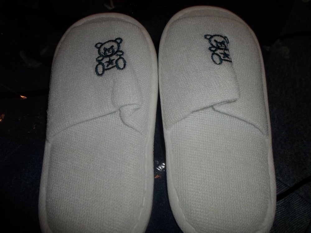 Size 1 slippers-white teddy bears-one size fits most- China
