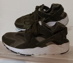 Nike Huarache Run GS Big Kids Size 7Y Shoes 654275-301 Green Air Max Sneakers