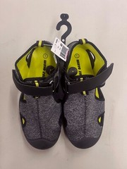 Wave Zone Kai Gray Kid’s Sandals Size 1 NWT