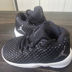 JORDAN B. FLY BTToddler – Black/White-dark Grey-pure Platinum Size 4C