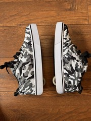 Heelys Pro 20 Prints Skate Shoes HES10336 Black Camo Canvas Youth Size 5