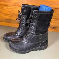 Kid’s UGG Butte II CWR Waterproof Winter Boots Kids Size 2.5 Black Leather