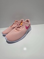 Nike Tanjun EasyOn Athletic Sneakers Running Trainers Big kids New Size 7Y Pink