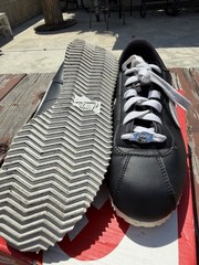 Nike Cortez Basic SL (GS) Black/White Leather Sneakers 5Y 904764-001