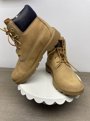 TIMBERLAND Boys Wheat Nubuck Classic 6 Inch Waterproof Boots Kids Size 3.5 10960