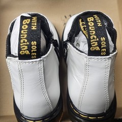 Dr. Martens 2976-J Smooth Leather Chelsea Boots White Child US Sz 11 Unisex NEW
