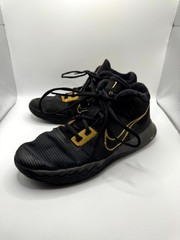 Nike Kyrie Flytrap 4 GS CT5537-005 Kids 6.5 Sneaker Black Gold Basketball Shoes
