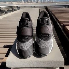 NIKE KD TREY 5’ V LOW SNEAKERS BLACK/WHITE/GREY (PRESCHOOLERS) SIZE 2Y
