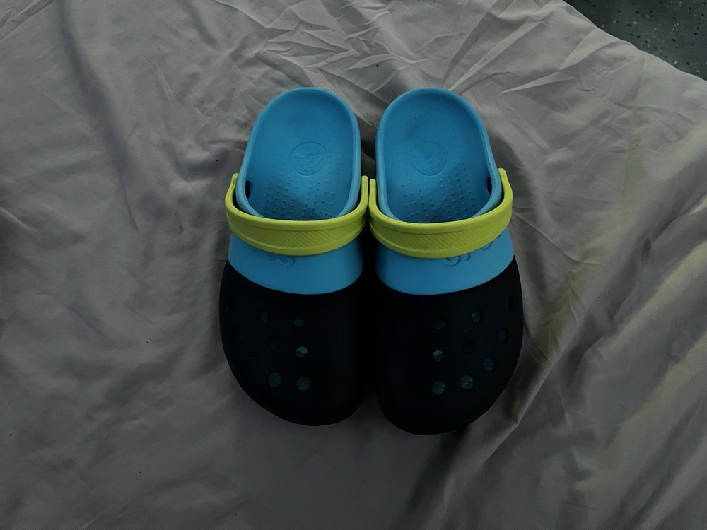 Blue Two-Tone Crocs Electro II Clogs Unisex Size J3
