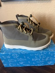 Kids Native Fitzroy Junior Green/Bone White Sz J1 Boots