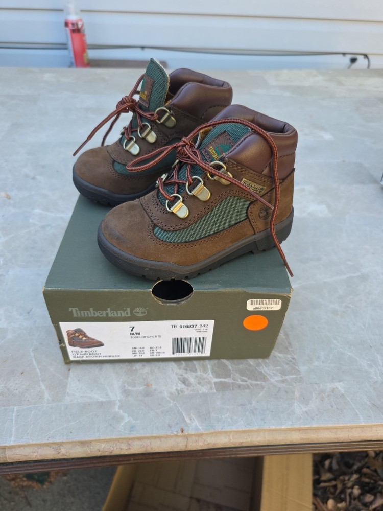 TIMBERLAND BEEF AND BROCCOLI GRADE SCHOOL FIELD BOOT LOW Toddler Size 7 M/M