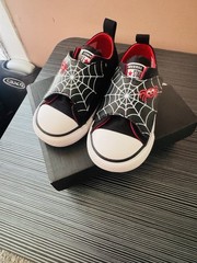 Converse All Star Unisex Kids Black/White/Red Spiderweb Slip-On Sneakers US 5
