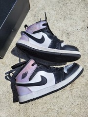 JORDAN 1 MID SE (TD) Size 9c Black/Bleached-Coral-White