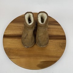 Little Kids Ugg Classic Mini II Chestnut Shearling Lined Comfort Boots Size 13 C