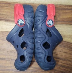🌊Crocs Toddler Swift Water Clogs Navy/Flame Red Size C8 UNISEX 202607-4BA