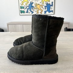 UGG Kid’s Classic II 1017703K Black Suede Boots Size 3