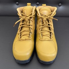 Nike Manoa Leather Boots Size Youth 6 / Women’s 8 Wheat Black BQ5372 700