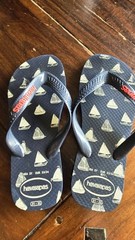 Very Nice Havaianas 33/34 in Blue