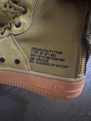 Nike SF Air Force 1 GS Desert Moss AJ0424-300 Size 5.5Y Worn Once