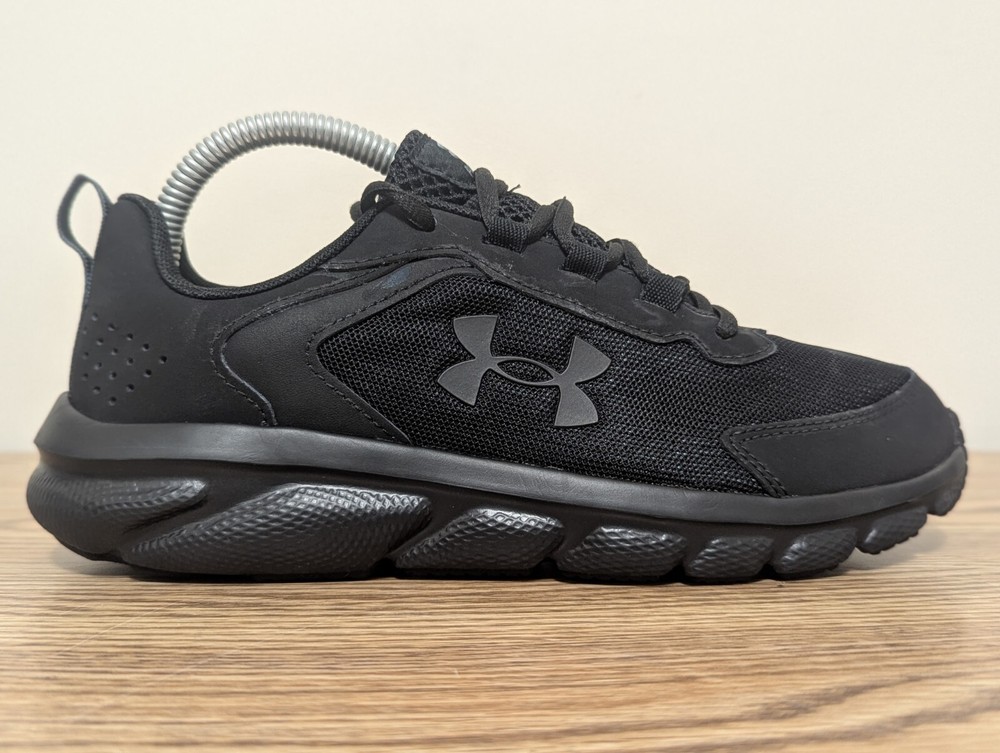 Under Armour Unisex Charged Assert 9 Black Sneakers Running Size 6Y