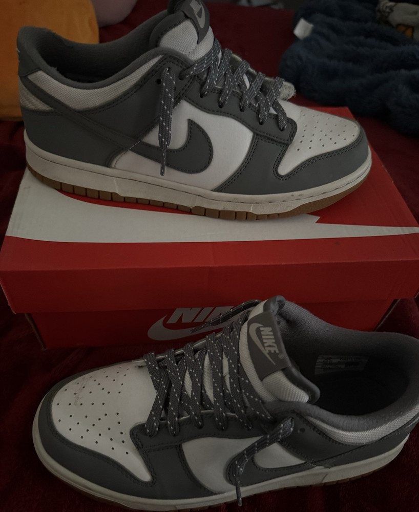 Nike Dunk Low GS White/Gray Leather Low Top Sneakers Youth 7Y FV0374-100
