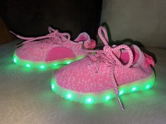 Children’s Size 8 Light Up Shoes – Hot Pink – Rechargeable Via USB