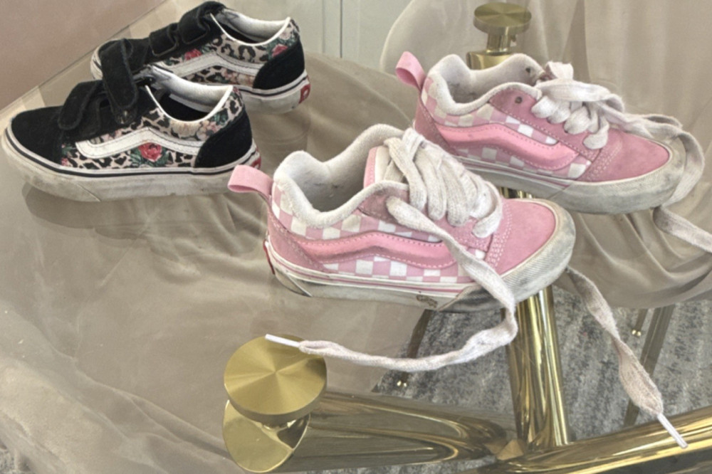2 pairs VANS Old Skool Kids Sneakers Pink Checker & Black Floral Size 10.5