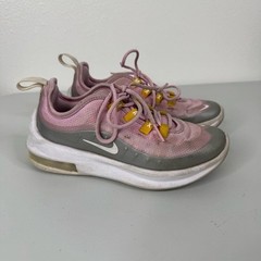 Nike Air Max Axis Shoes Kids Size 12