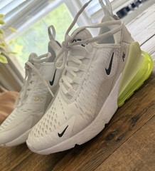 Nike Air Max 270 -size 3.5 Y -White/Limelight/Vast Grey/Anthracite