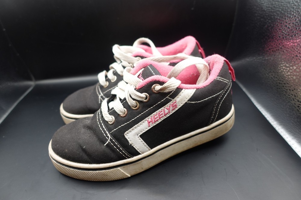 Heelys Propel 2.0 Skate Shoes With Wheels Youth Size 1 Wheeled Sneaker Pink Girl