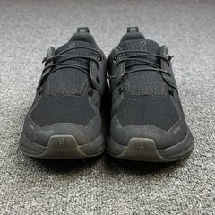 On Running Cloud 5 Triple Black Sneakers Youth US 6Y Athletic Shoes 3YD11440485