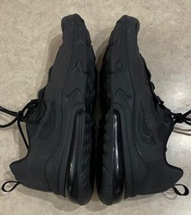 Nike Air Max 270 React Triple Black Youth Sz 7Y Athletic Sneakers
