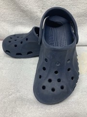 Crocs Kids Classic Clogs Navy Blue Size 10/11