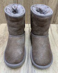 UGG Classic Short II Kids Boots Size 13 Brown Sheepskin Suede 1017703K