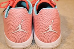 NIKE Air Jordan Eclipse GG Hot Lava White Tide Pool Blue Size 8 Youth