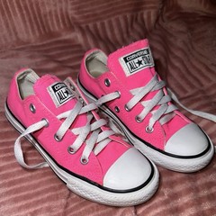 Converse Chuck Taylor Shoes Kids US 12 Hot Pink Low Top Sneakers