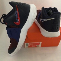 Nike Kyrie Flytrap III (GS) Size 7y Obsidian/Deep Royal Blue