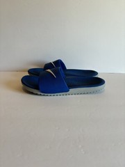 Nike Kawa Slides/Sandals Size 6Y 819352-400