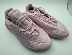 NIB GW8130 adidas Ozelia Sneaker Pink Size 4 Unisex Big Kids New girls