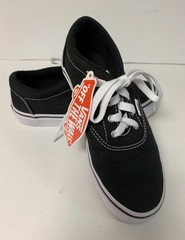 Vans Doheny Black Canvas Youth Size 2 EUR 32.5 Low Cut