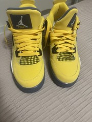 Jordan Air Jordan 4 Yellow/Black/Gray Leather Lace-Up Kids Sneaker 7Y