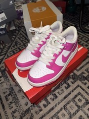 Nike Dunk Low GS Laser Fuchsia Pink Youth Size 5.5Y Shoes FB9109-102