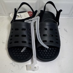 Joybees Black Solid Synthetic Slip-On Open Toe Sandal Unisex Kids J1
